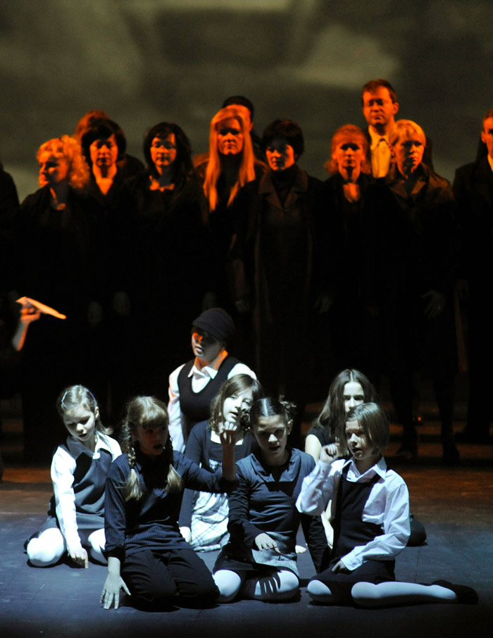 Artistic_performance-3